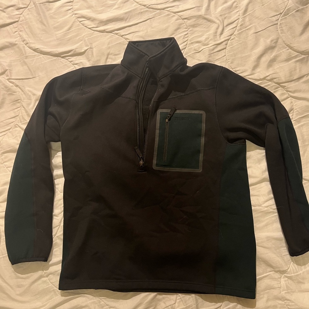Filson Black and Dark Green Pullover Quarter-Zip Sweatshirt